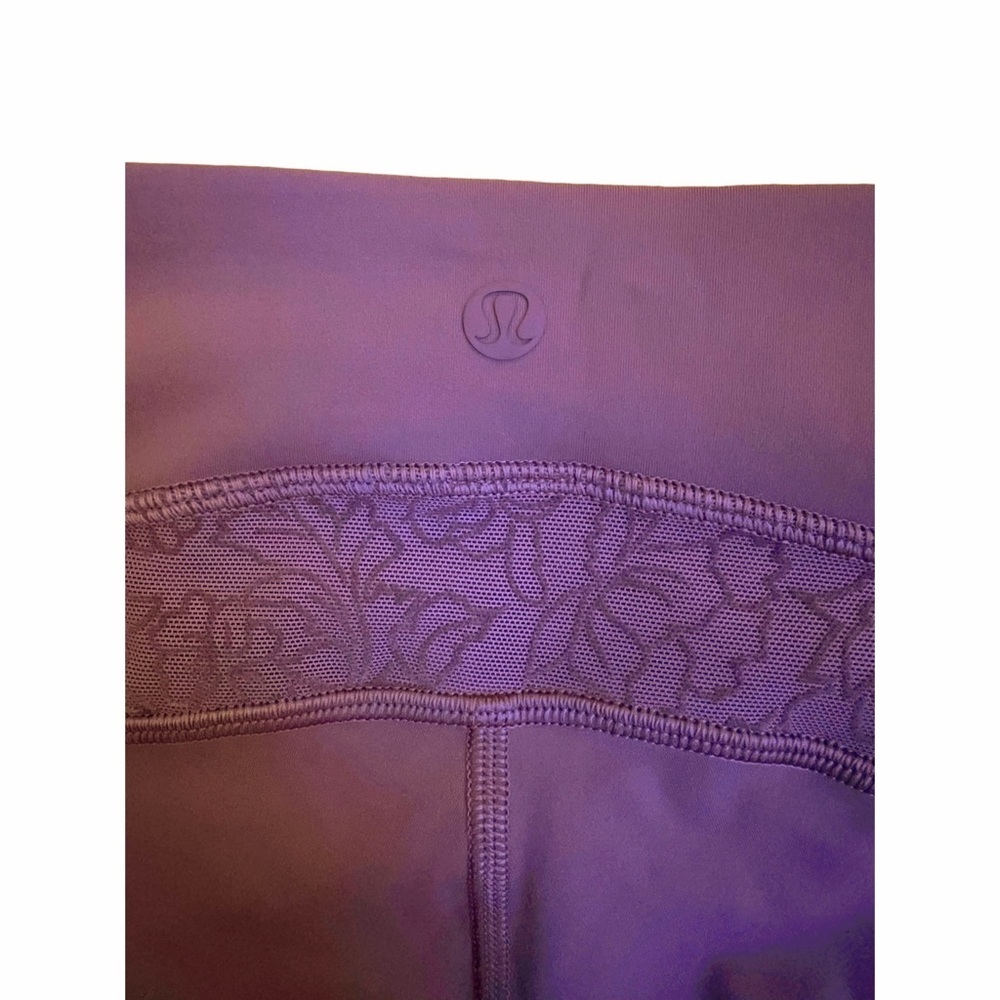 Lululemon Wunder Under Crop High-Rise Leggings Flocked Everlux in Plumful Size 6 - Picture 8 of 9